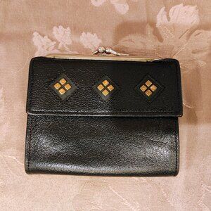 Amity Kid Skin, Vintage Fold Wallet, Used